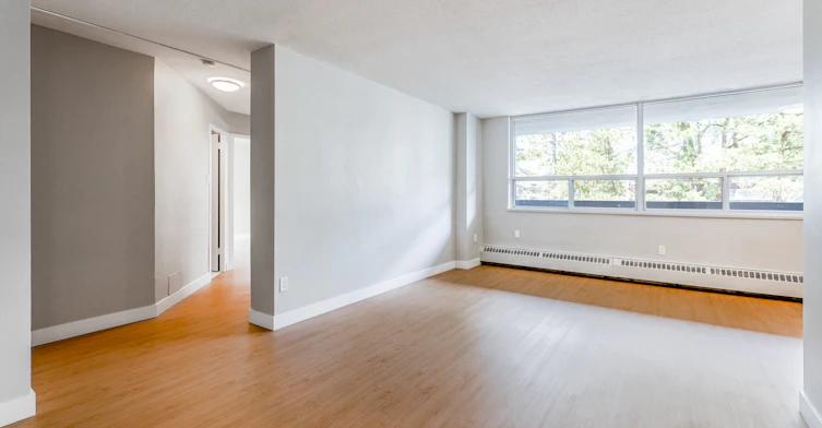 50 Driftwood Avenue, Toronto, ON, M3N 2M6 - 18