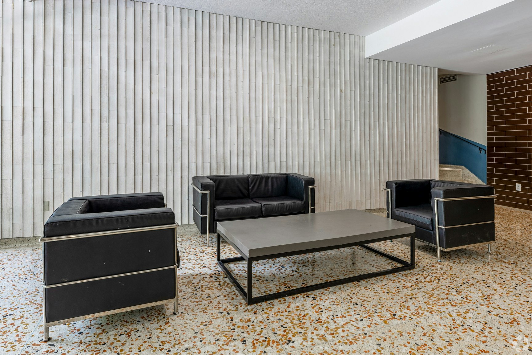 50 Driftwood Avenue, Toronto, ON, M3N 2M6 - 12