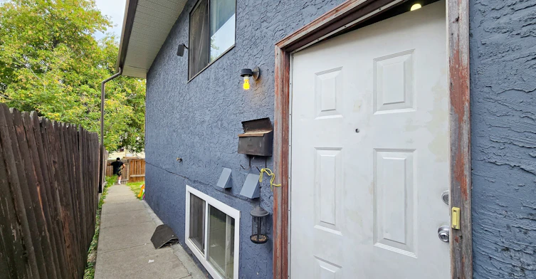 1513 36 Street Southeast, Calgary, AB, T2A 1C5 - 2