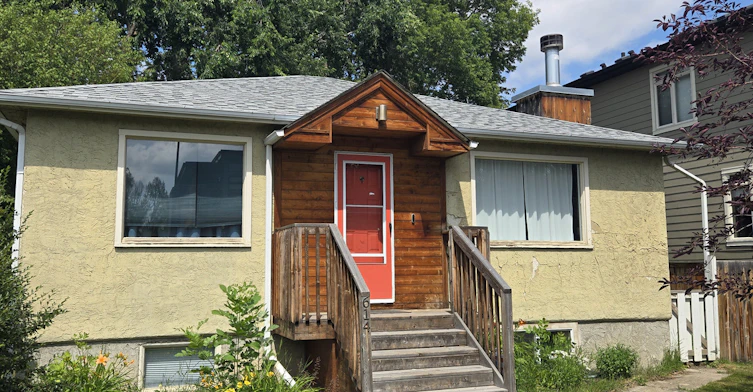 A-614 21 Avenue Northeast, Calgary, AB, T2E 1T1 - 2
