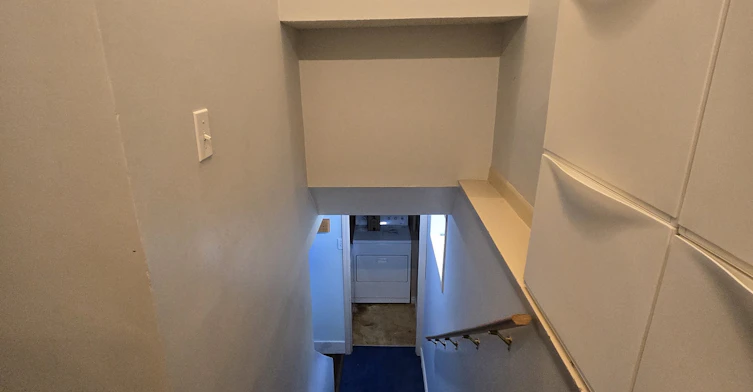 A-614 21 Avenue Northeast, Calgary, AB, T2E 1T1 - 9