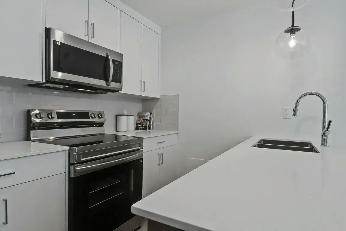 3408 37 Street Southwest, Calgary, AB, T3E 3C1 - 25