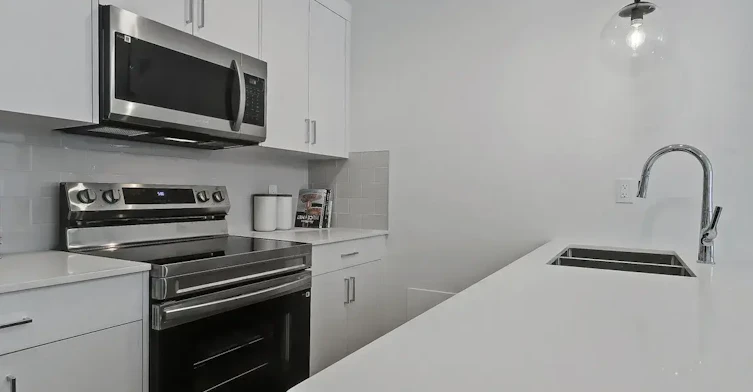 3408 37 Street Southwest, Calgary, AB, T3E 3C1 - 25