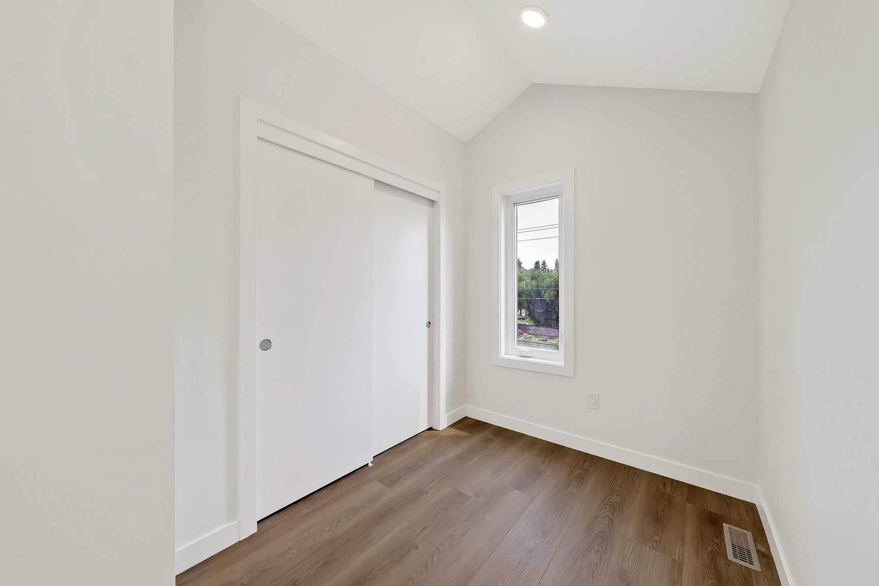3408 37 Street Southwest, Calgary, AB, T3E 3C1 - 15