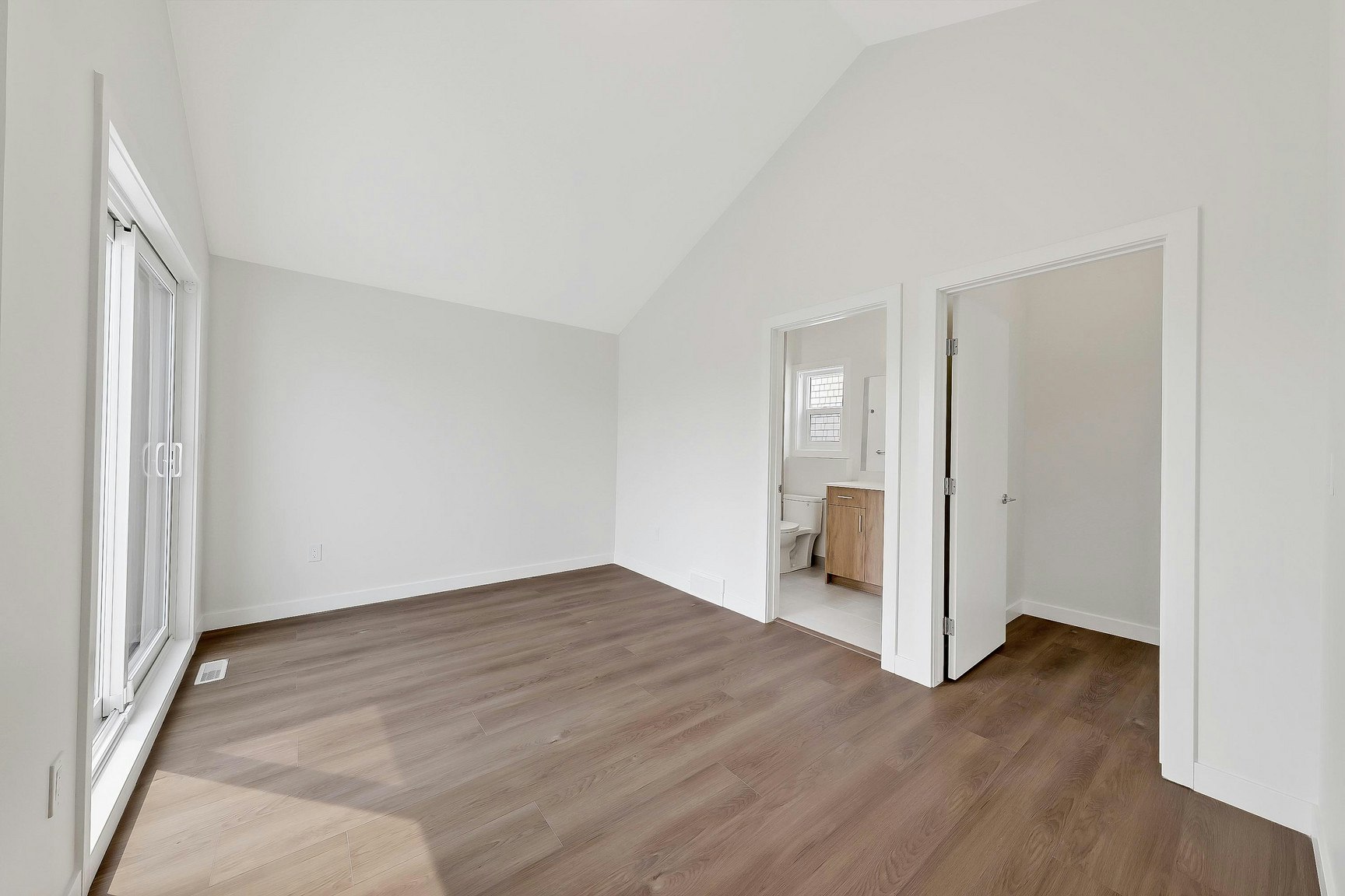 3408 37 Street Southwest, Calgary, AB, T3E 3C1 - 17