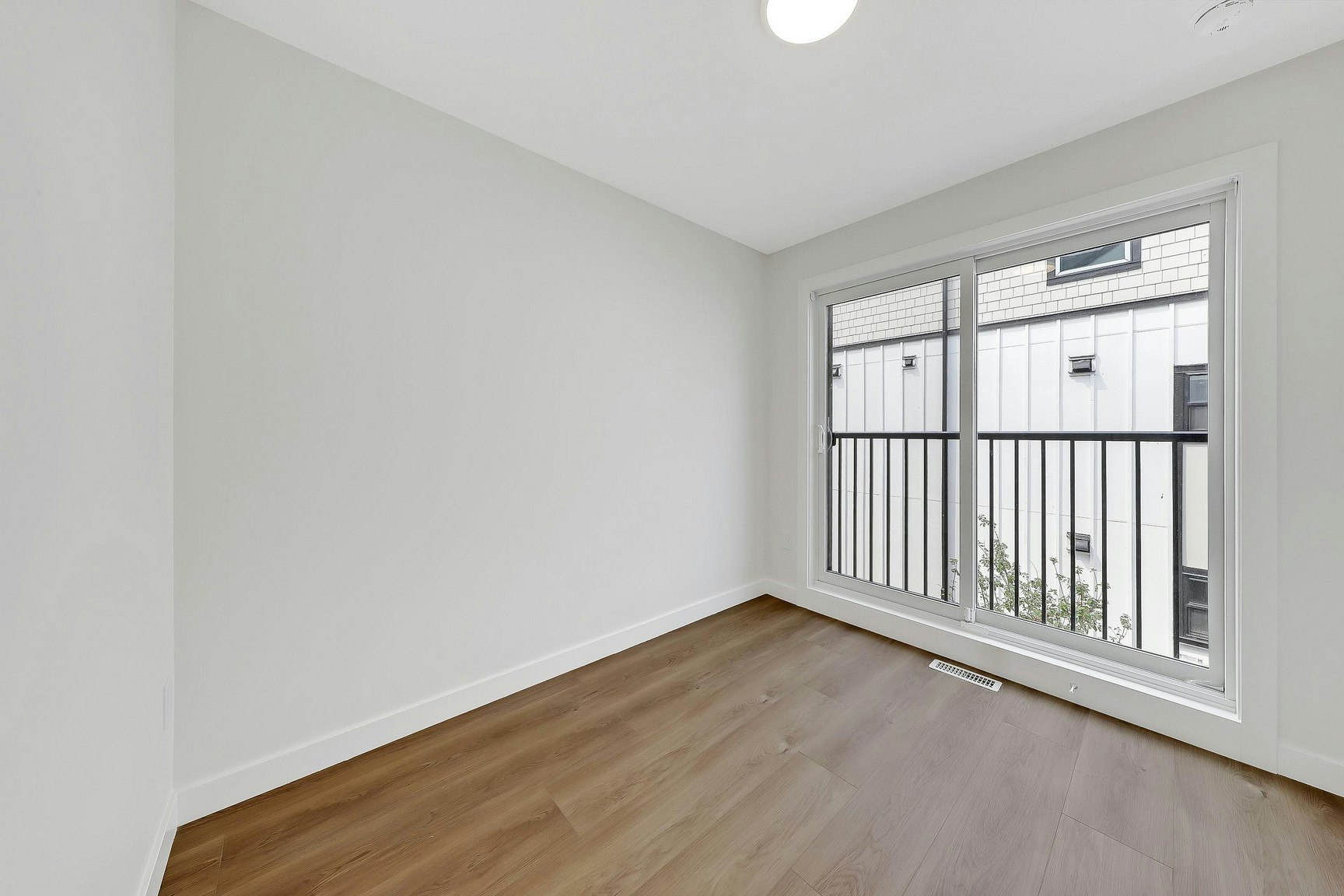 3408 37 Street Southwest, Calgary, AB, T3E 3C1 - 22
