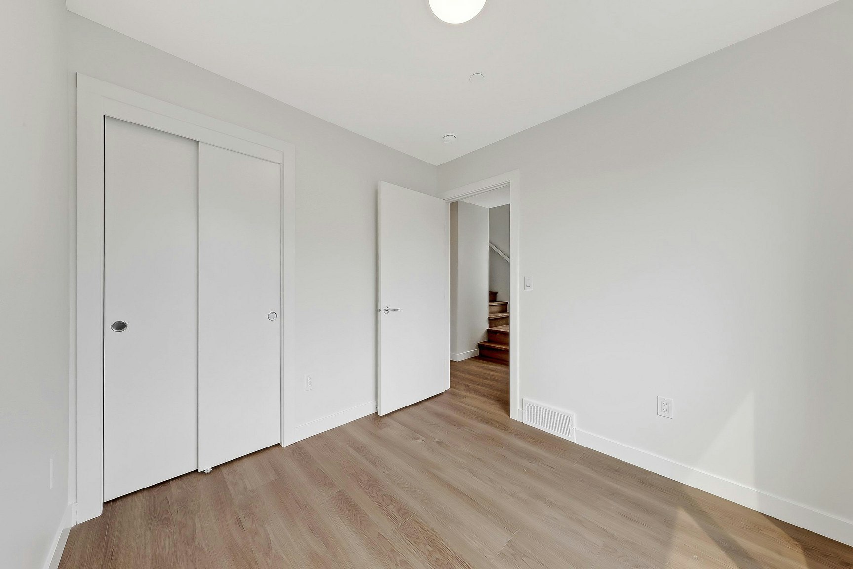 3408 37 Street Southwest, Calgary, AB, T3E 3C1 - 10