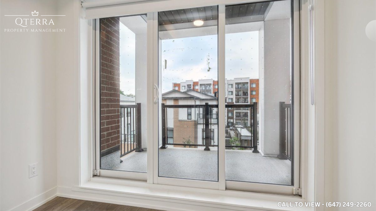 206-135 Canon Jackson Drive, Toronto, ON, M6M 0C3 - 14