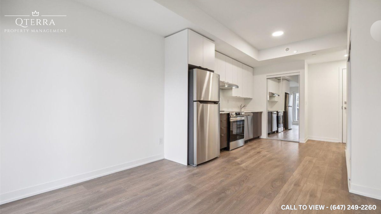 206-135 Canon Jackson Drive, Toronto, ON, M6M 0C3 - 5