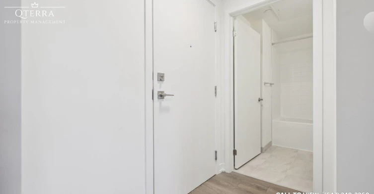 206-135 Canon Jackson Drive, Toronto, ON, M6M 0C3 - 18
