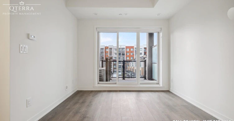 206-135 Canon Jackson Drive, Toronto, ON, M6M 0C3 - 6