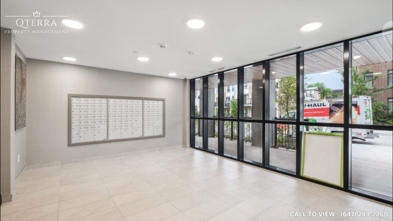 206-135 Canon Jackson Drive, Toronto, ON, M6M 0C3 - 21