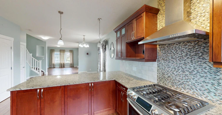 5 Red Embers Row NE, Calgary, AB, T3N 0R4 - 9