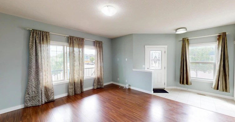 5 Red Embers Row NE, Calgary, AB, T3N 0R4 - 2