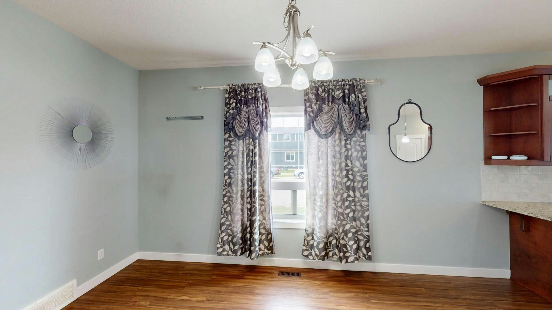 5 Red Embers Row NE, Calgary, AB, T3N 0R4 - 6