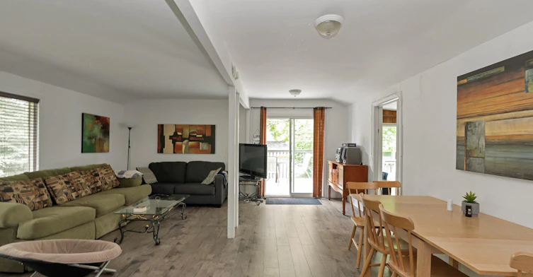 33 Grove Street, Tay, ON, L0K 1R0 - 9