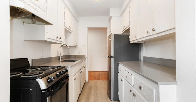 112-1005 Rielle Rue, Montréal, QC, H4G 2T2 - 4