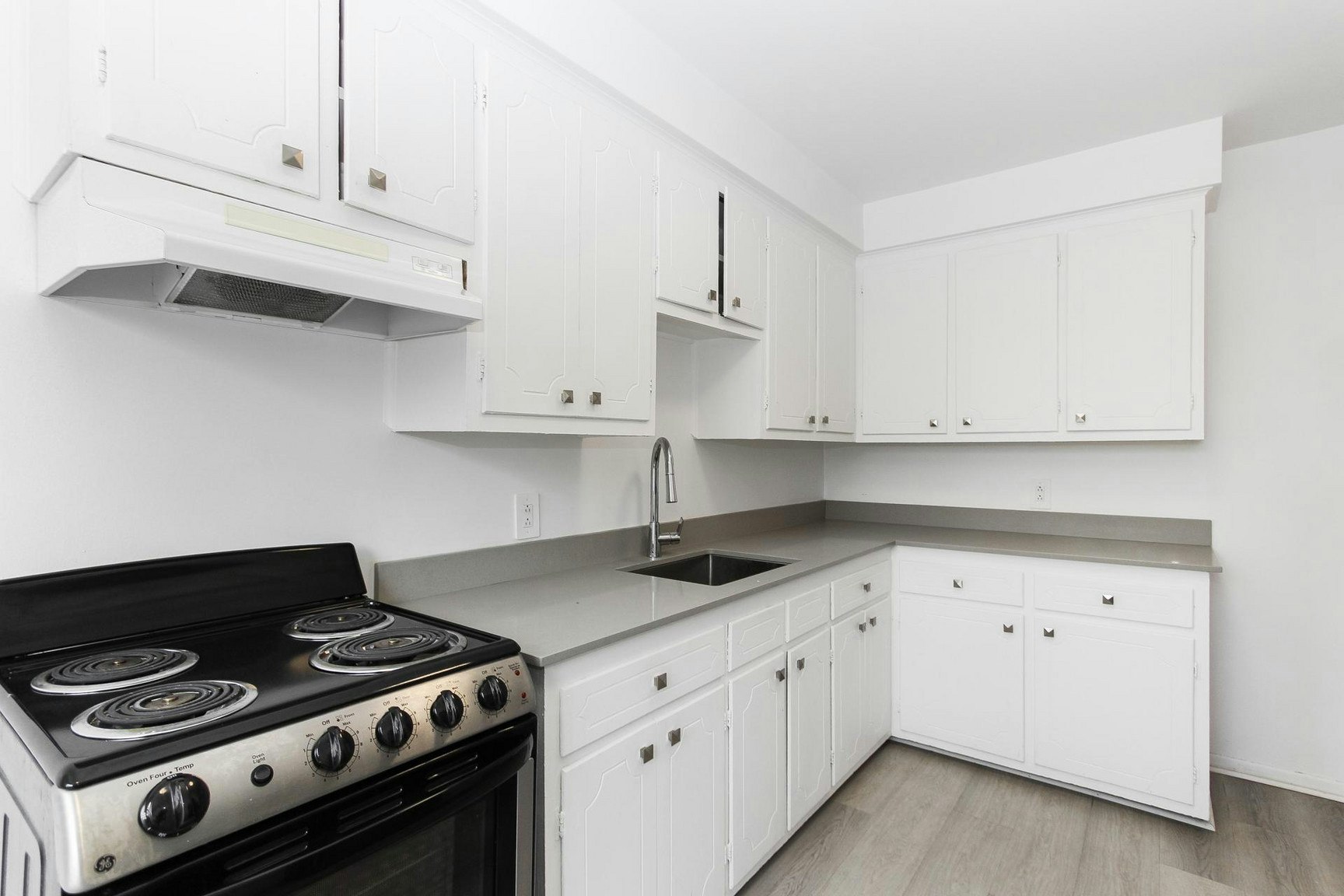 201-1005 Rielle Rue, Montréal, QC, H4G 2T2 - 3