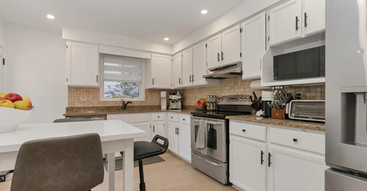 145 Shirley Avenue, Barrie, ON, L4N 6E6 - 12