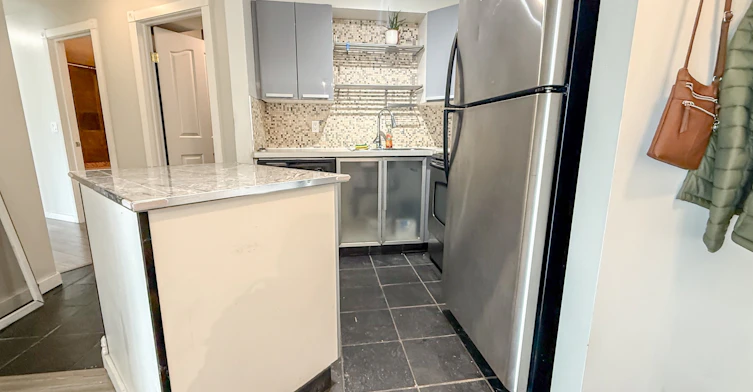 4000 Somervale Court Southwest, Calgary, AB, T2Y 4J3 - 6