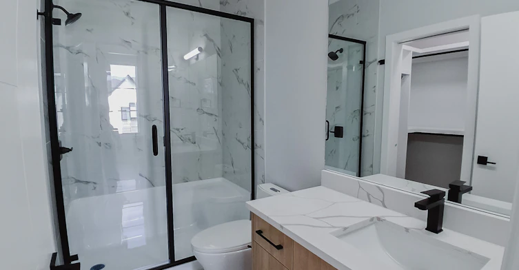 Upper-2240 8 Street Northwest, Calgary, AB, T2M 1P3 - 7