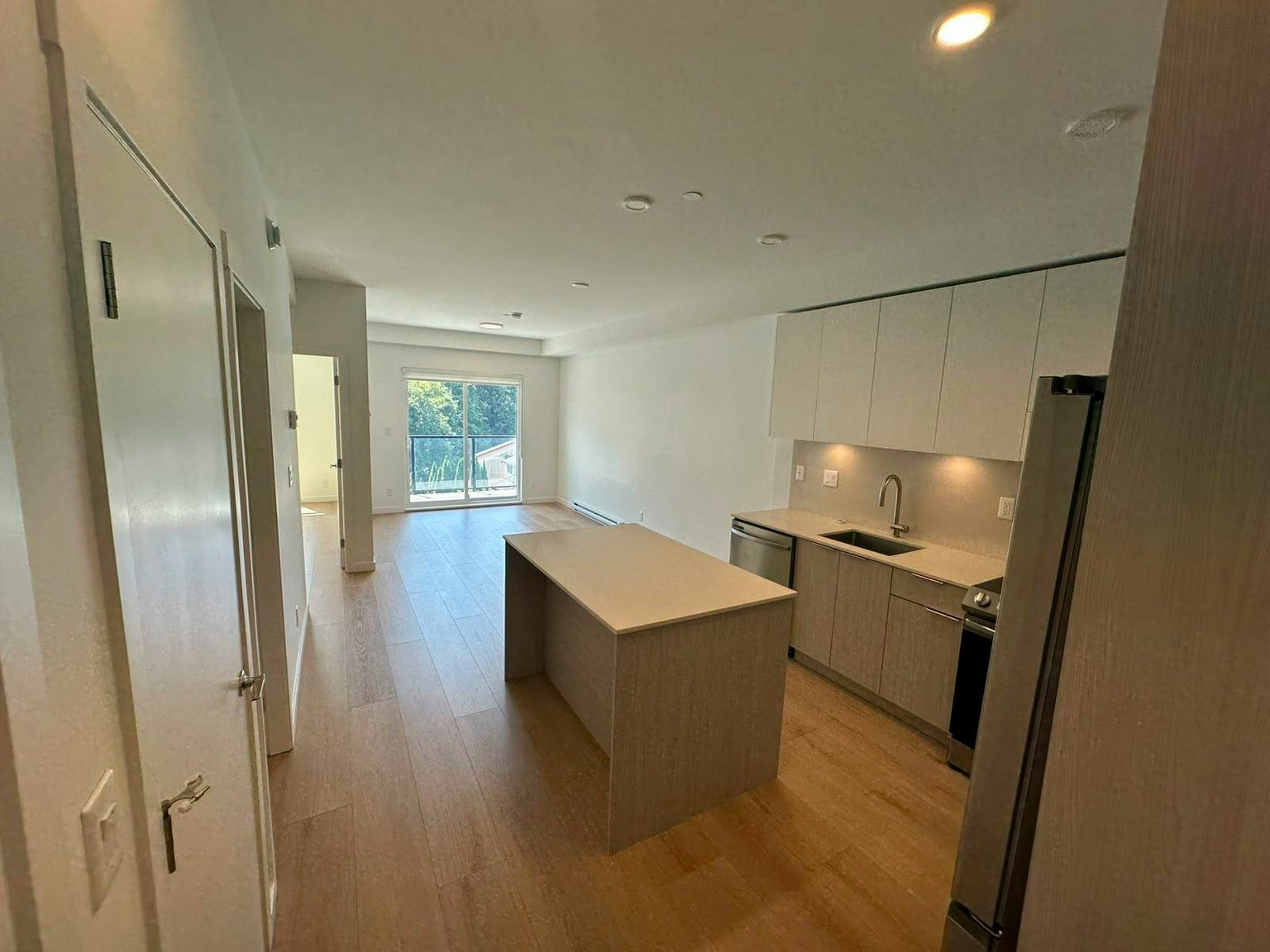 13968 Laurel Drive, Surrey, BC, V3T 1A8