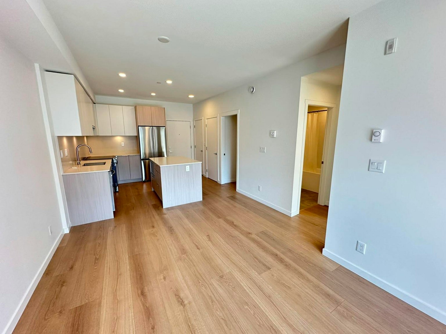 13968 Laurel Drive, Surrey, BC, V3T 1A8 - 2