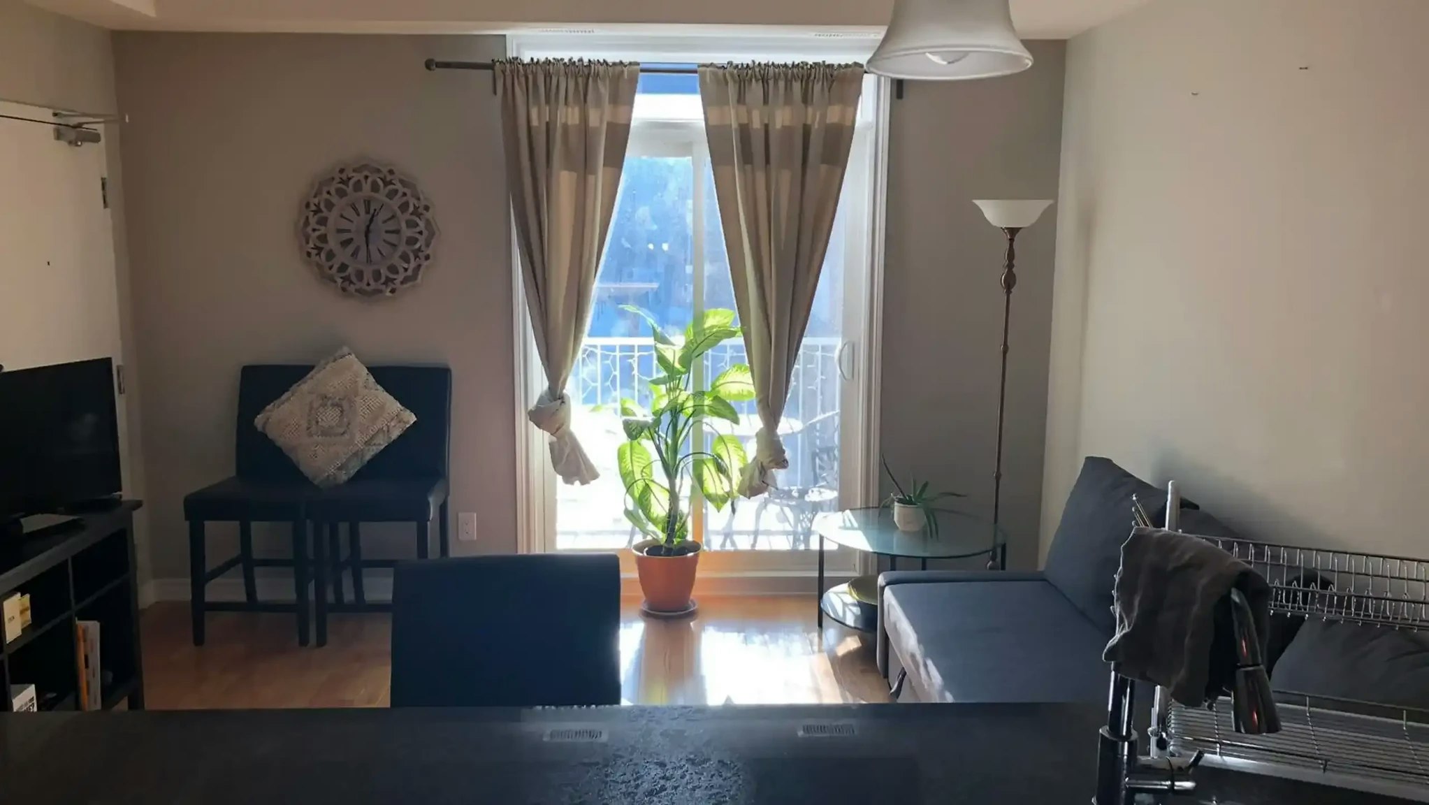 857 Blackcomb Private, Ottawa, ON, K1G 1A2 - 3