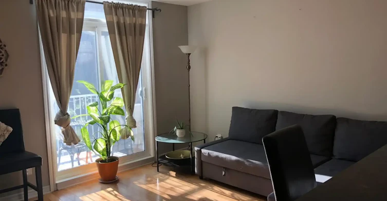 857 Blackcomb Private, Ottawa, ON, K1G 1A2 - 2