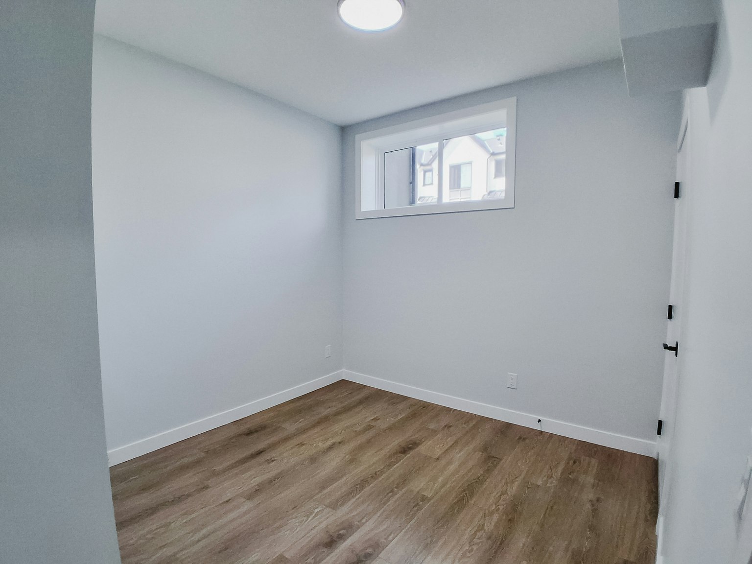 2240B-8  Street Northwest, Calgary, AB, T2M 5K8 - 8