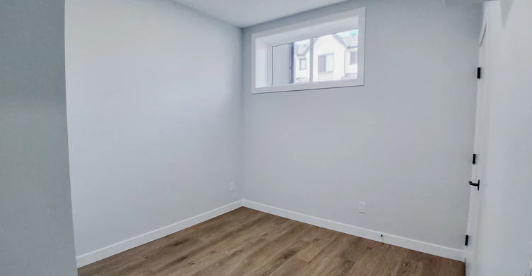 2240B-8 Street Northwest, Calgary, AB, T2M 5K8 - 8