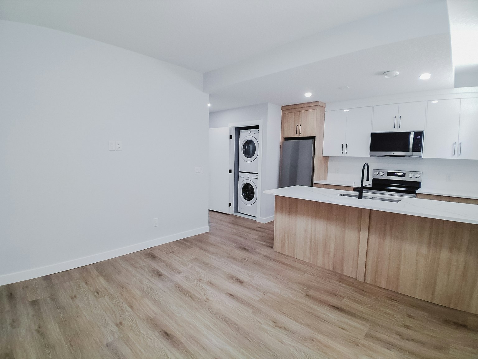 2240B-8  Street Northwest, Calgary, AB, T2M 5K8 - 6