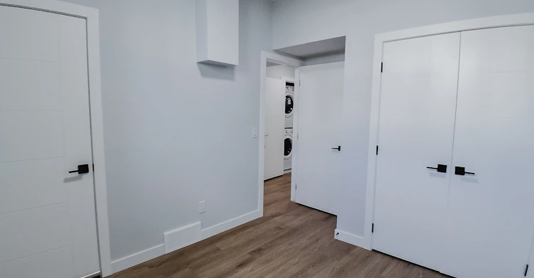 2240B-8 Street Northwest, Calgary, AB, T2M 5K8 - 9