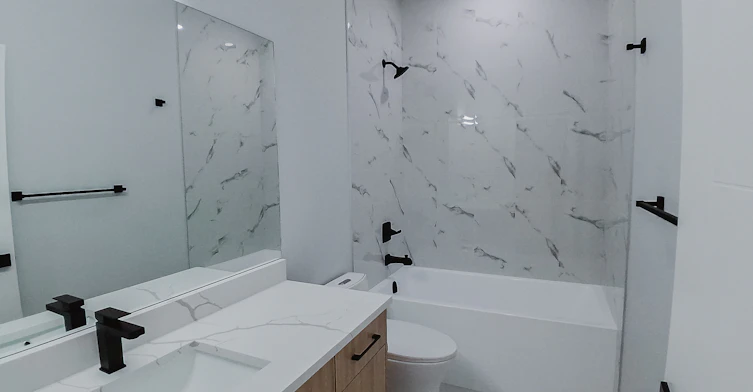 2240B-8 Street Northwest, Calgary, AB, T2M 5K8 - 11