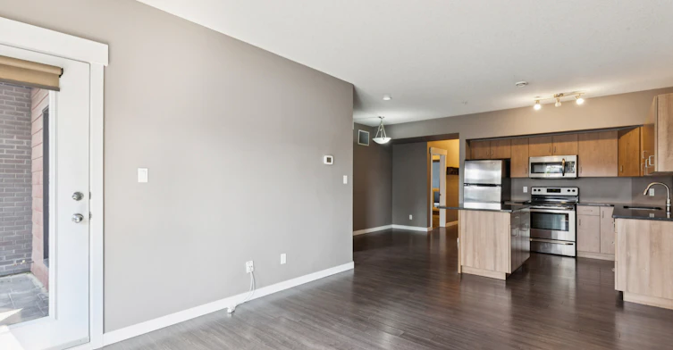 10518 113 Street, Edmonton, AB, T5H 0C6 - 6