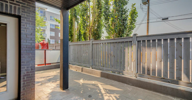 10518 113 Street, Edmonton, AB, T5H 0C6 - 15
