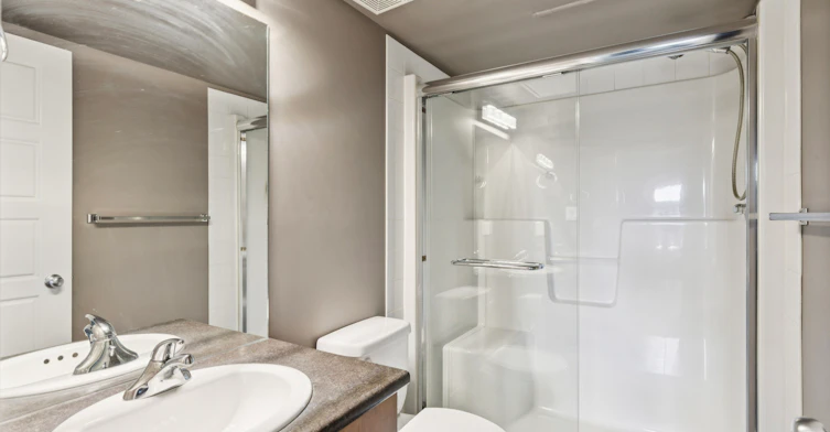 10518 113 Street, Edmonton, AB, T5H 0C6 - 11