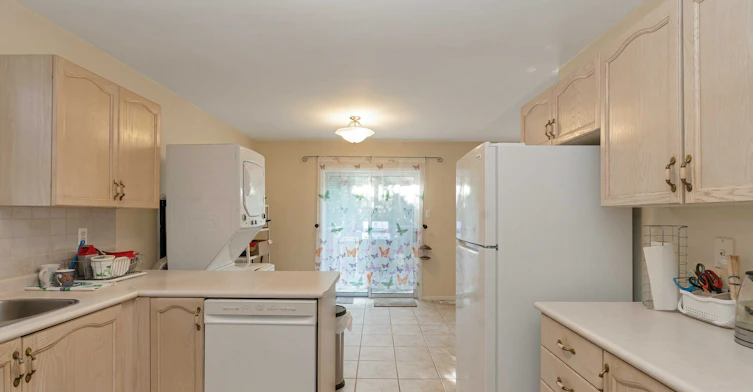 50 Chalmers Drive, Barrie, ON, L4N 8A4 - 9