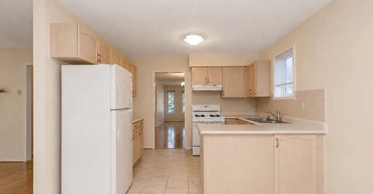 50 Chalmers Drive, Barrie, ON, L4N 8A4 - 10
