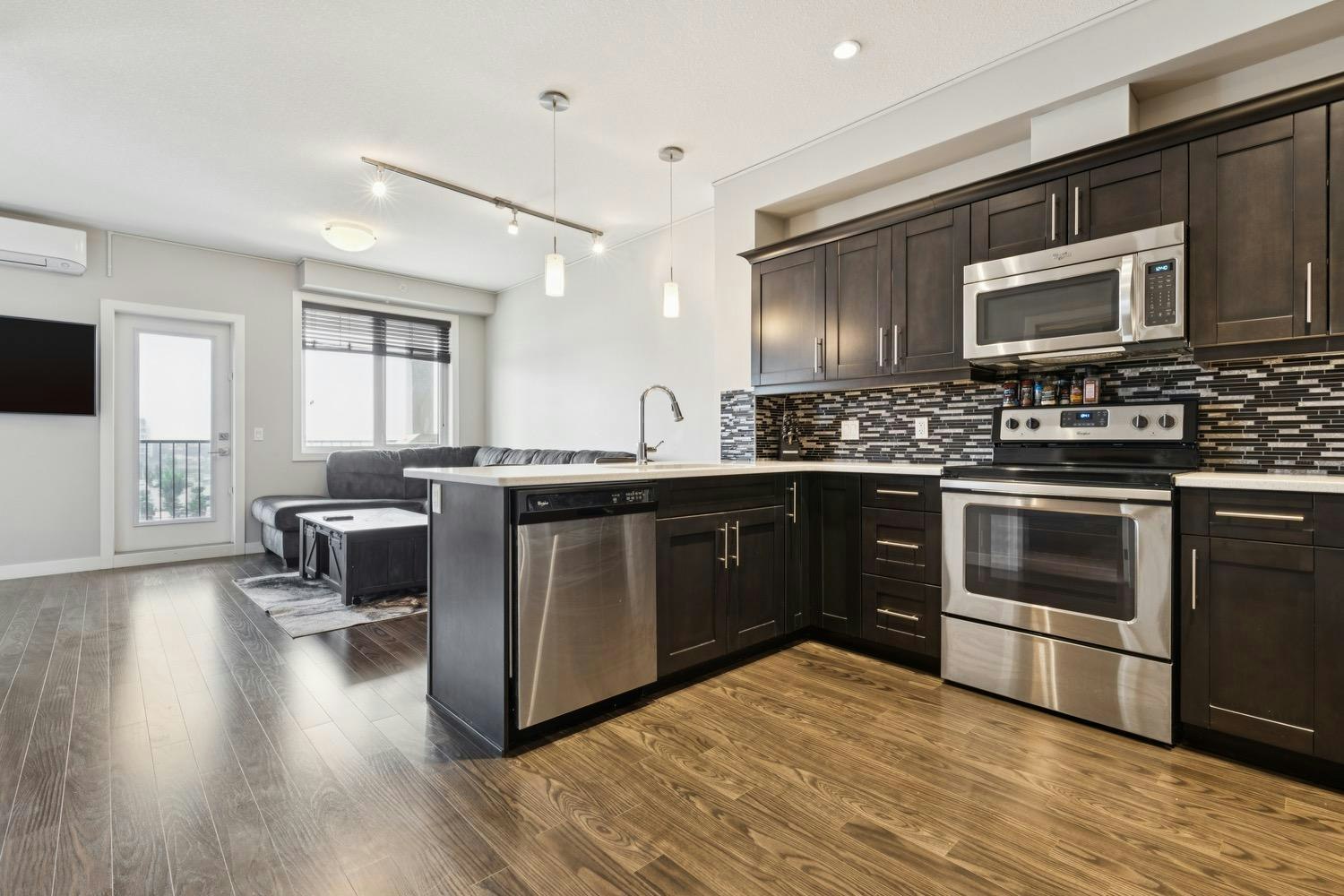 1031 173 Street Southwest, Edmonton, AB, T6W 3E4 - 9