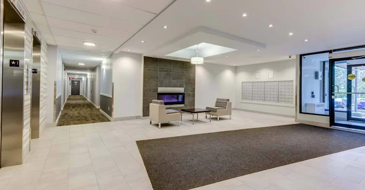 145-212-147 Wellington Street West, Aurora, ON, L4G 3M1 - 17