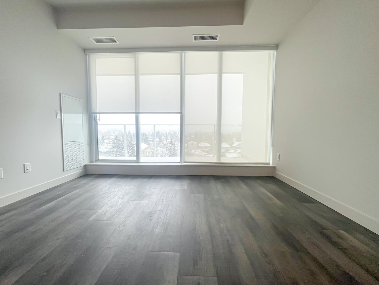 1107 Gladstone Road Northwest, Calgary, AB, T2M 3T1 - 6