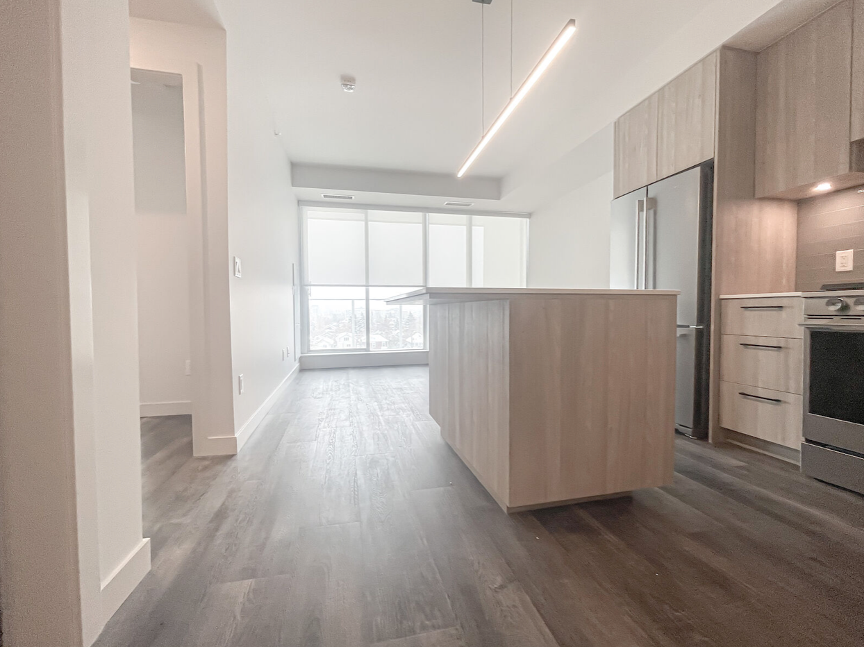 1107 Gladstone Road Northwest, Calgary, AB, T2M 3T1 - 4