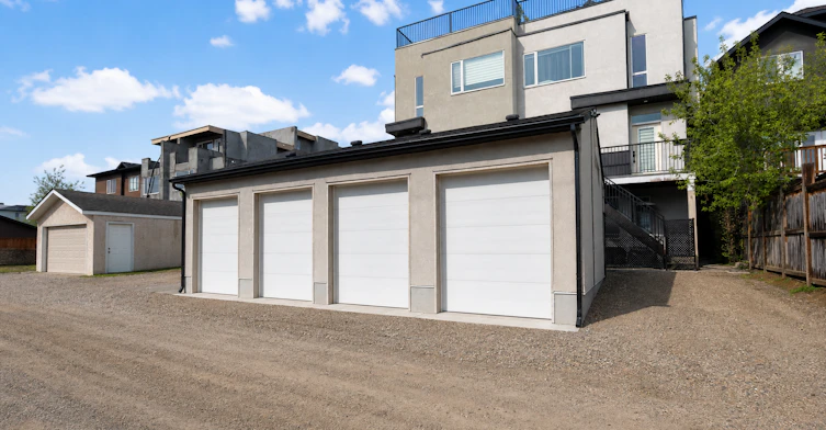2-4423 Bowness Road Northwest, Calgary, AB, T3B 0A7 - 24