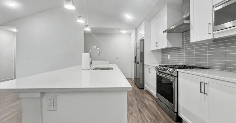 1405-100 Walgrove Court Southeast, Calgary, AB, T2X 4N1 - 7
