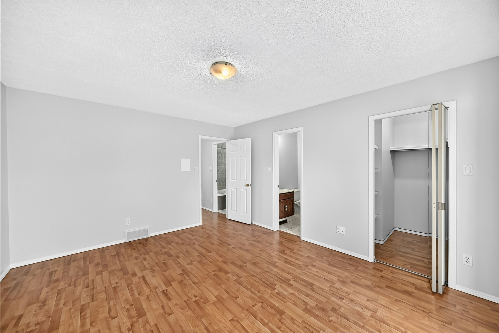 9843 188 Street Nw, Edmonton, AB, T5T 4H3 - 44