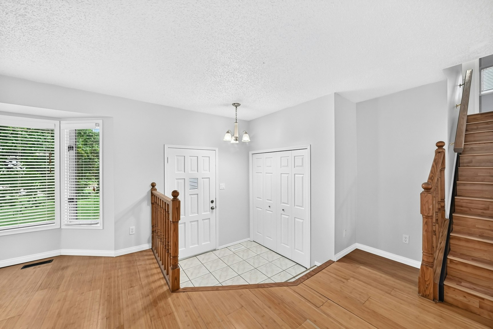 9843 188 Street Nw, Edmonton, AB, T5T 4H3 - 40