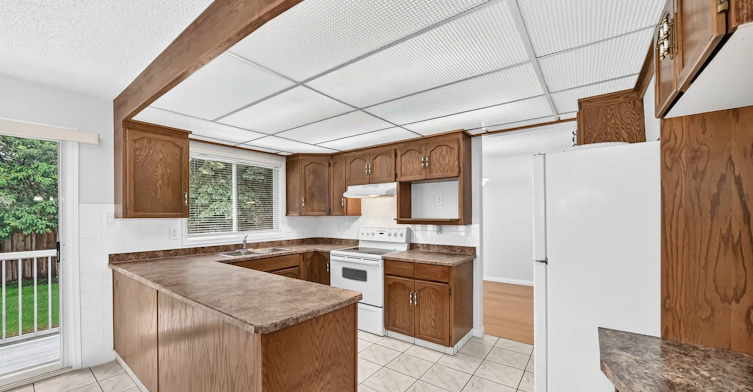 9843 188 Street Nw, Edmonton, AB, T5T 4H3 - 10