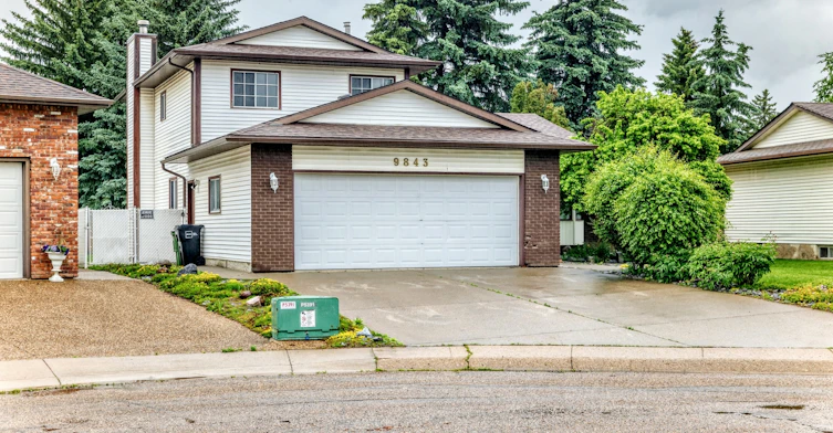 9843 188 Street Nw, Edmonton, AB, T5T 4H3 - 3
