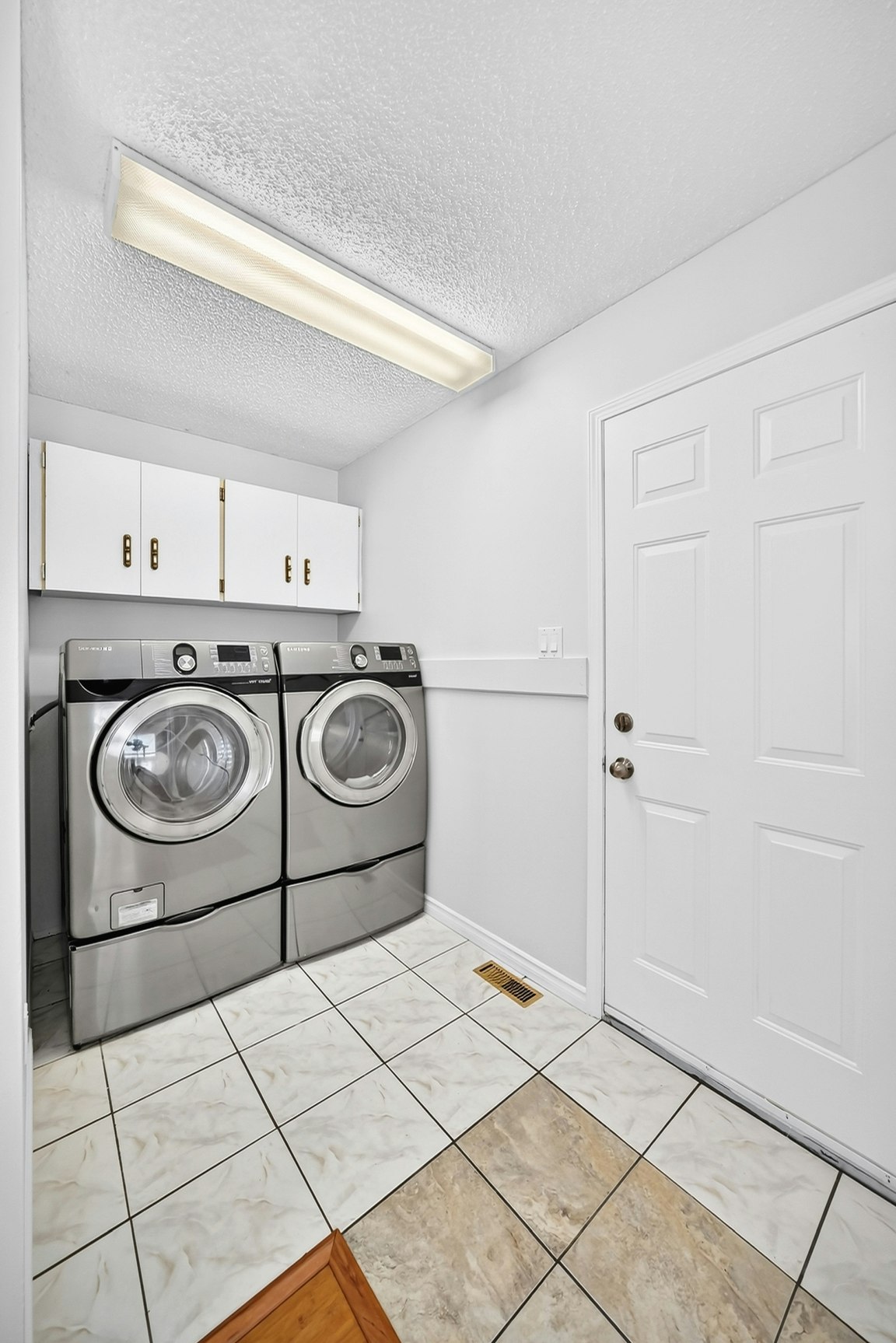 9843 188 Street Nw, Edmonton, AB, T5T 4H3 - 31